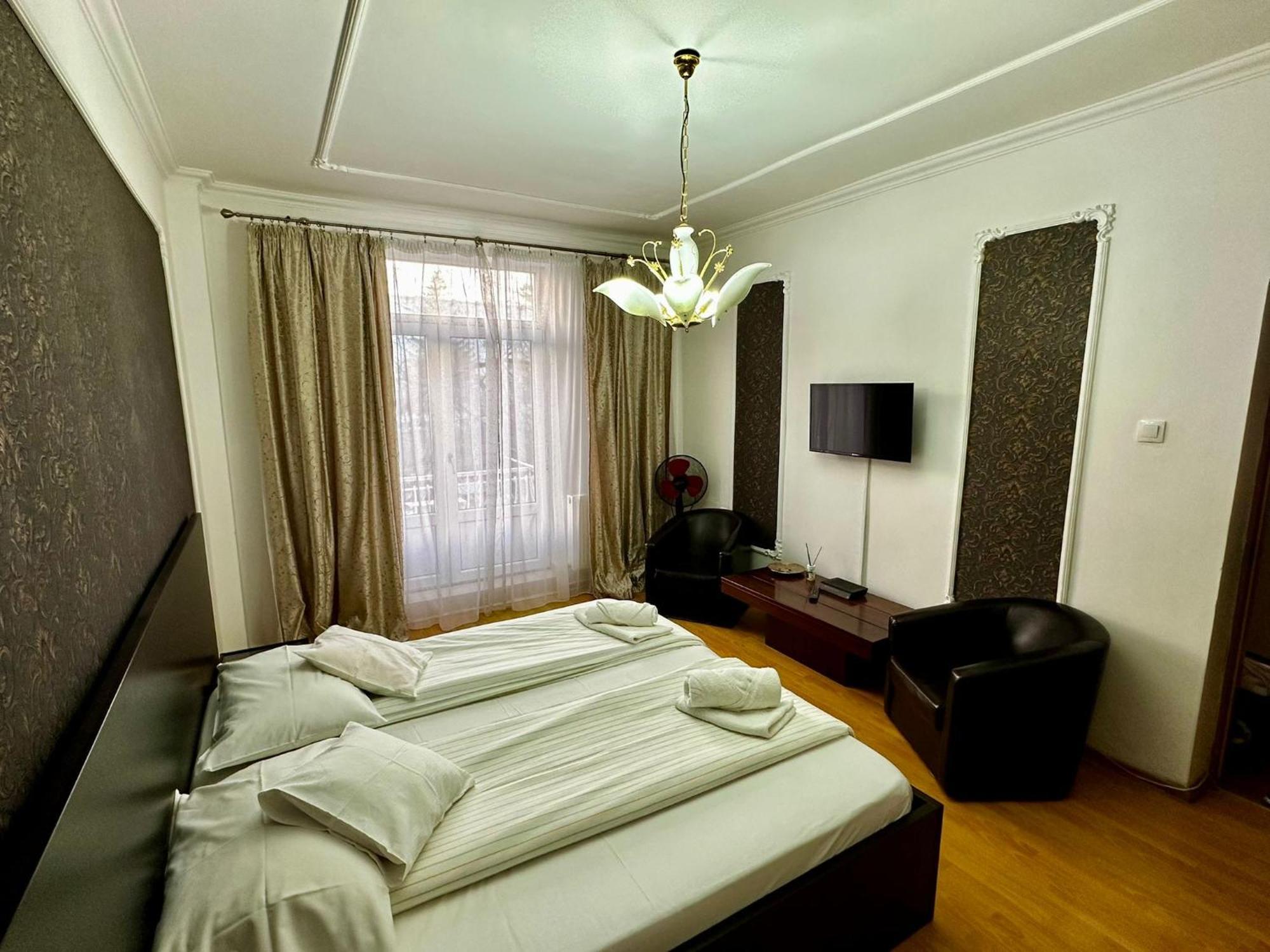 Garsoniera Ultracentral Appartement Bacău Buitenkant foto